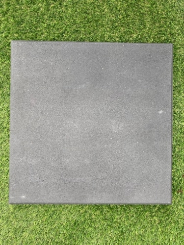 Tuintegel zwart met facet - 50x50x4cm